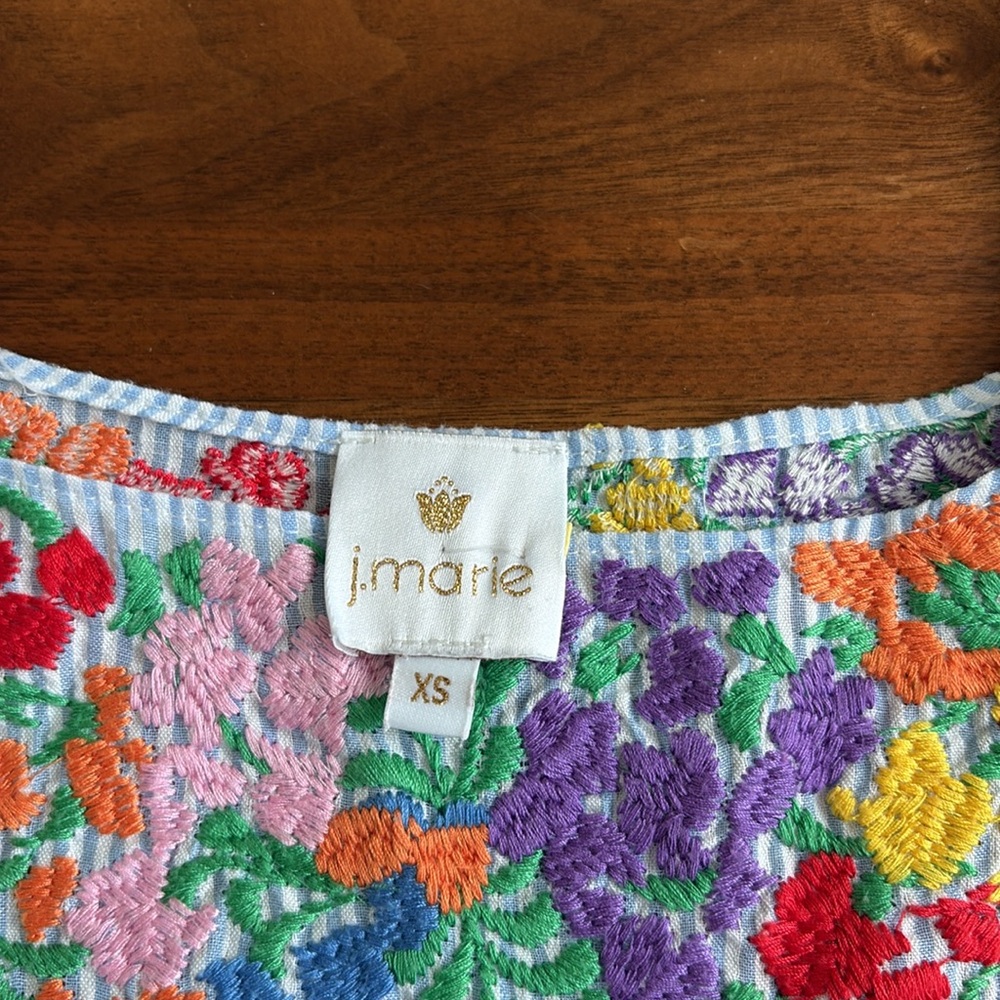 J. MARIE THE KELSEY TOP Embroidered Top Size XS - Picture 4 of 7